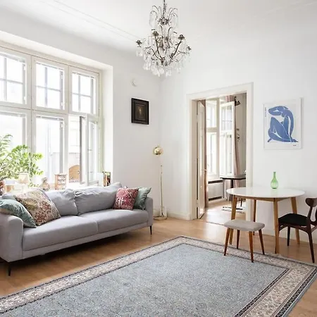 Central 2 Bedroom 2 Full Bathroom Executive Suite Helsinki Exterior photo