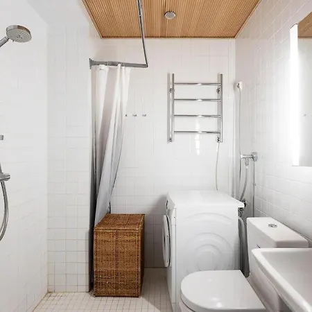 Central 2 Bedroom 2 Full Bathroom Executive Suite Helsinki Exterior photo