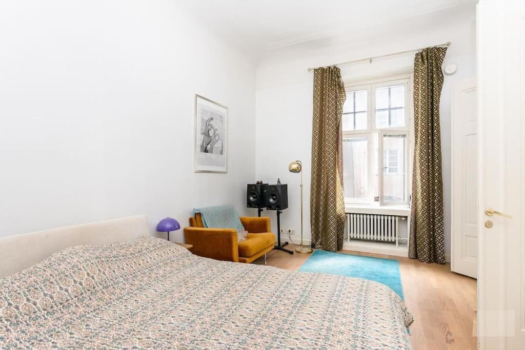 Apartment 2 Bedroom 2 Full Bathroom Executive